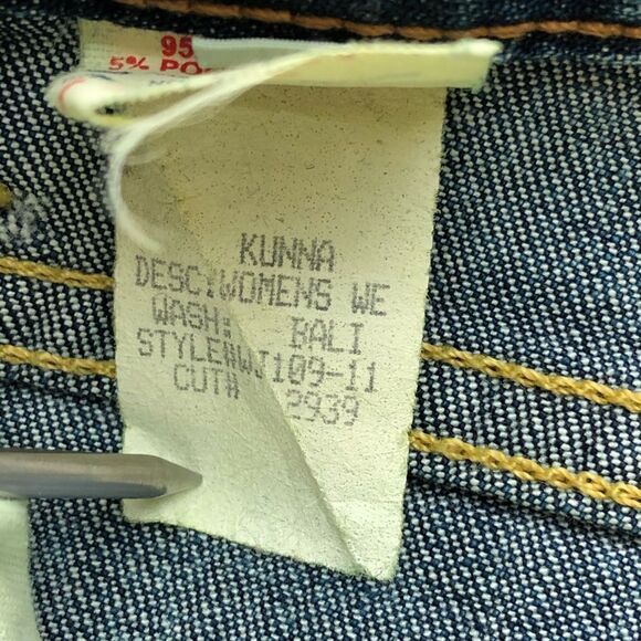 Kunna Flare Denim Jeans - Women’s 28 - Picture 7 of 10